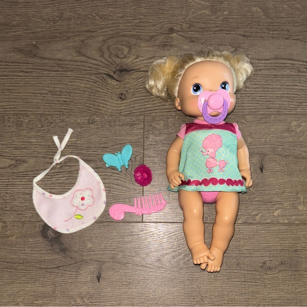 Baby Alive Hairdresser Doll​